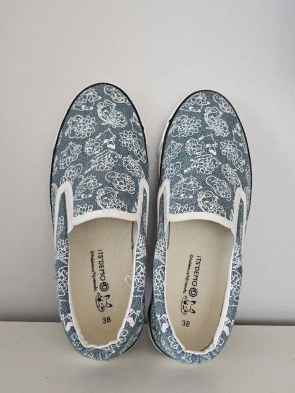 POKEMON x ITS DEMO Limited Collab Denim Pokemon Floral Pattern Sneakers - Picture 3 of 9
